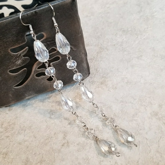 Shoulder Duster Clear Crystal Earrings 5" Long - Picture 1 of 1